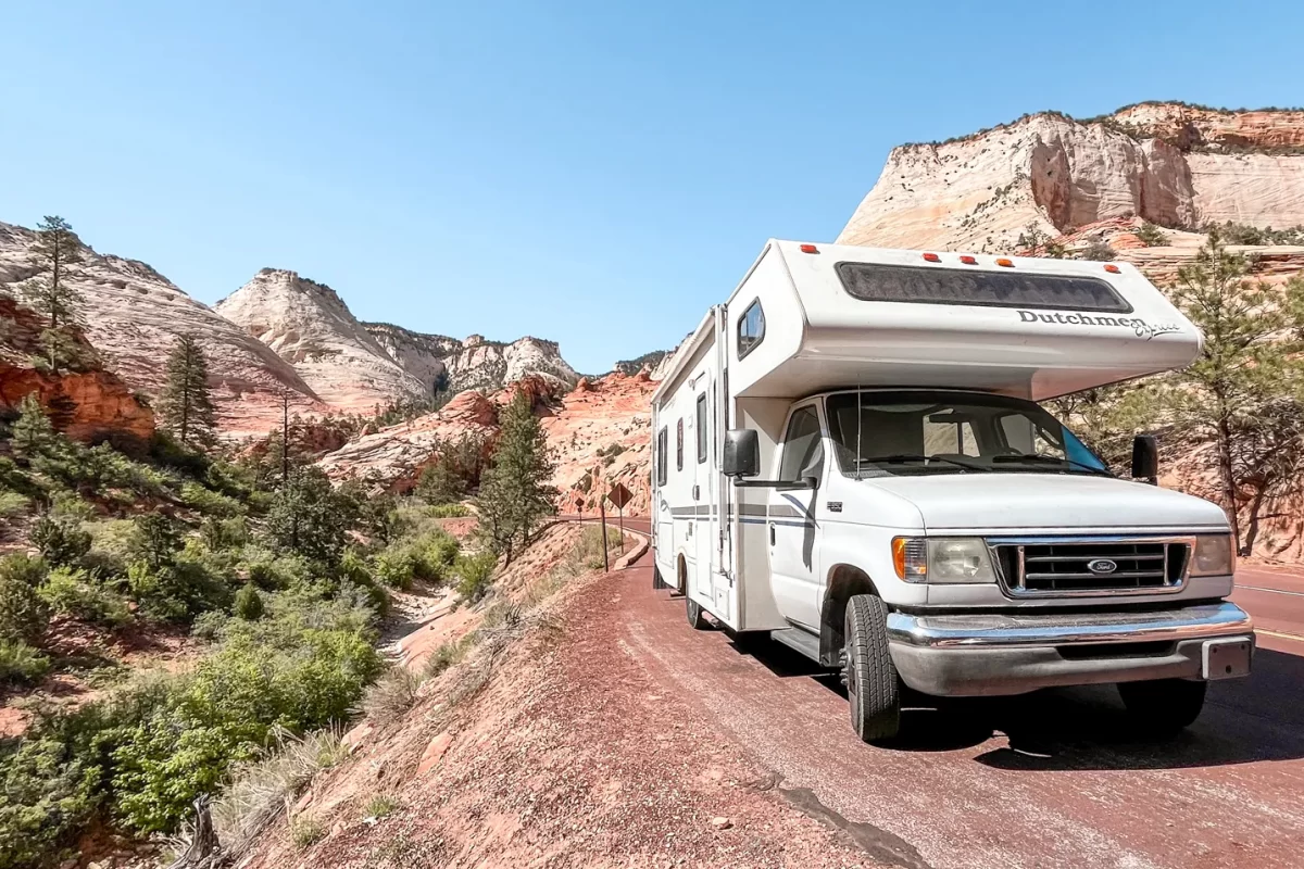 Casa rodante en vía en Zion National Park, USA para Diario de vida en una camper